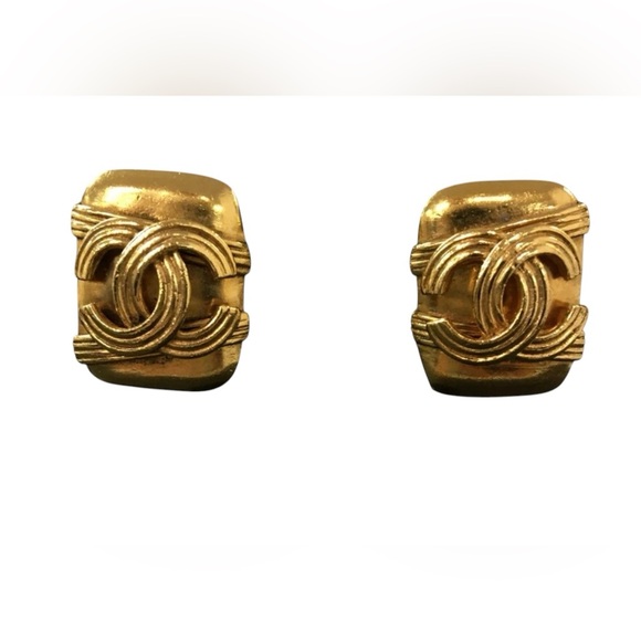Chanel Gold Metal Rectangle CC Earring - Picture 1 of 8